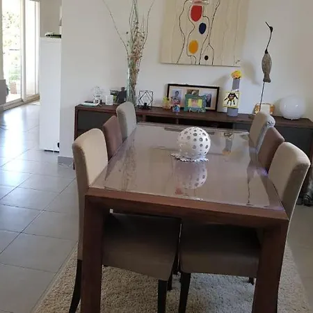 Villa Contemporaine Equipee D'Une Piscine Proche De La Plage Villa *